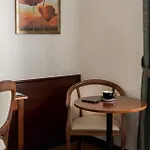 Готель Athena