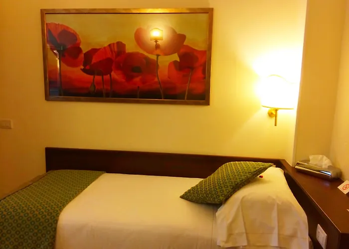 Athena 4* Сієна