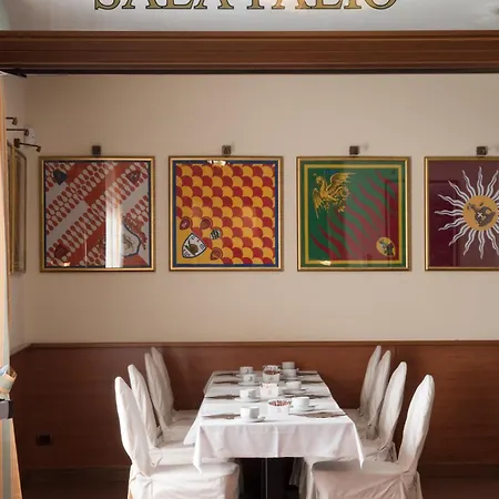 أثينا سيينا