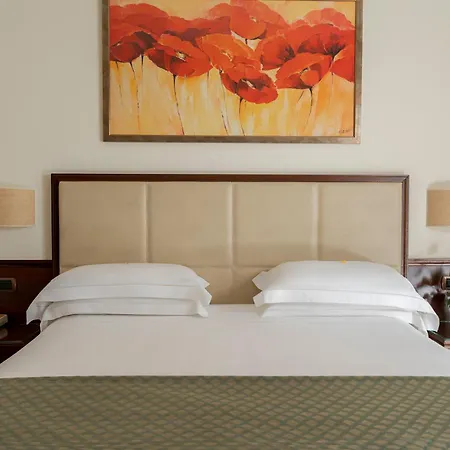 Athena Hotel 4*