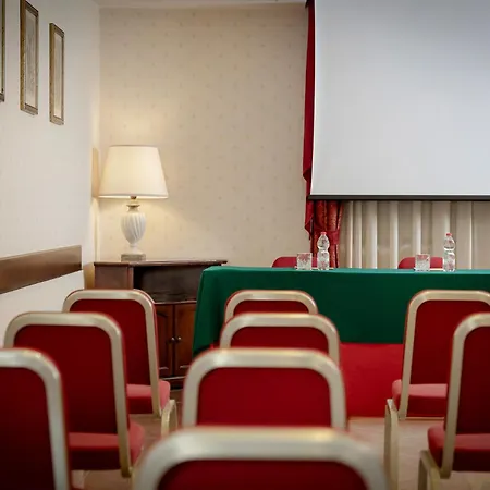 Athena Hotel 4*