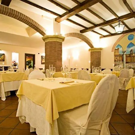 Otel Athena 4*