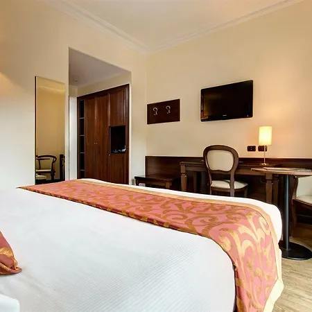 Otel Athena 4*